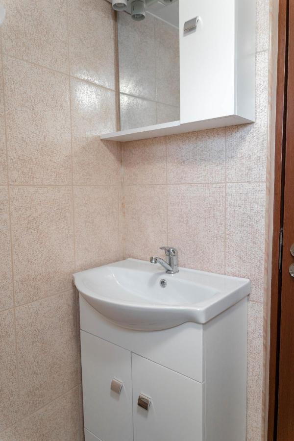 La Fanar Guesthouse Curtea de Argeş Exteriér fotografie